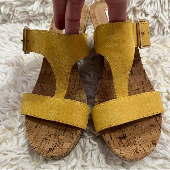 Alex Marie Yellow wedge slip on sandals with cork soles size 7.5M NWOT - Picture 2 of 9